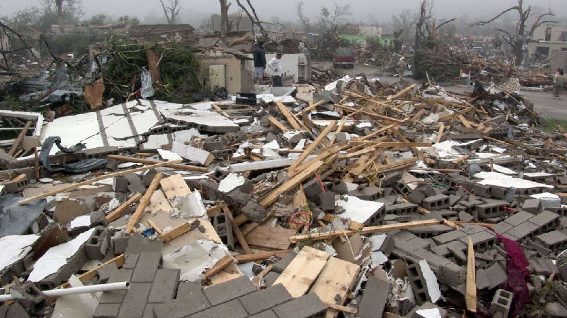 Daños por tornado en Piedras Negras, Coahuila, el 25 de abril de 2007
