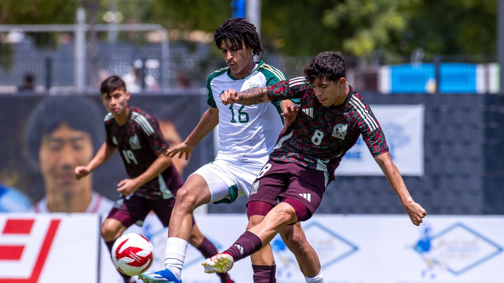 México permanece invicto con 5 puntos en el certamen y consiguió su primera victoria dentro de los 90 minutos de juego