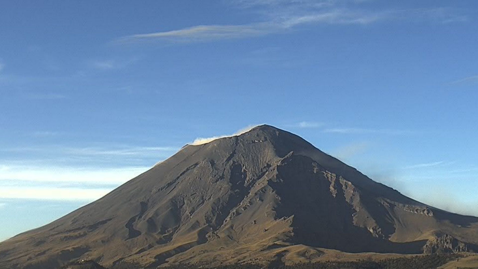 De acuerdo con la Secretaría de Gestión Integral de Riesgos y Protección Civil, la ceniza del Popocatépetl podría caer en la Ciudad de México