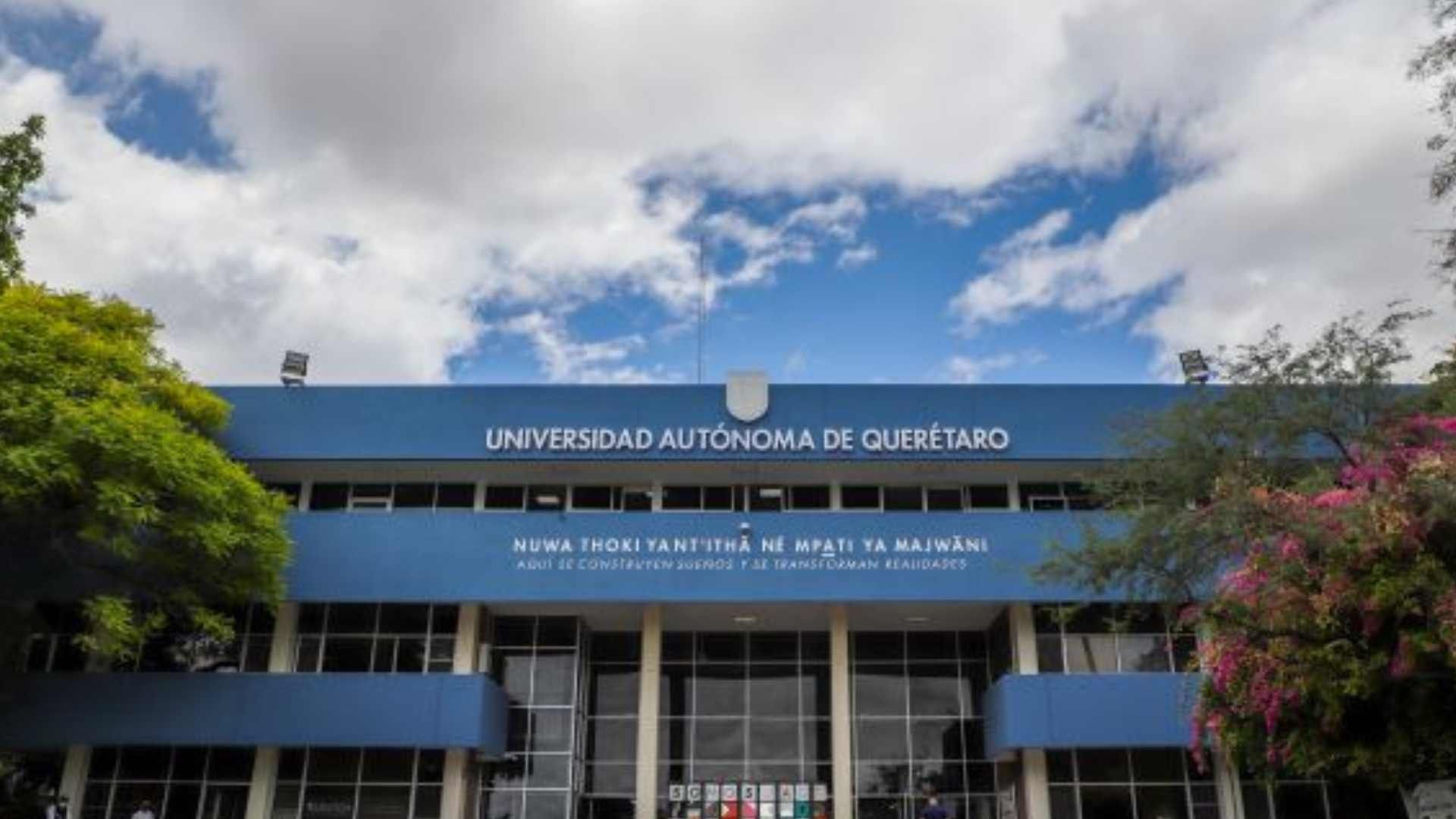 UAQ detecta 15 casos atípicos en admisión y ampliará 15 cupos en Medicina. 