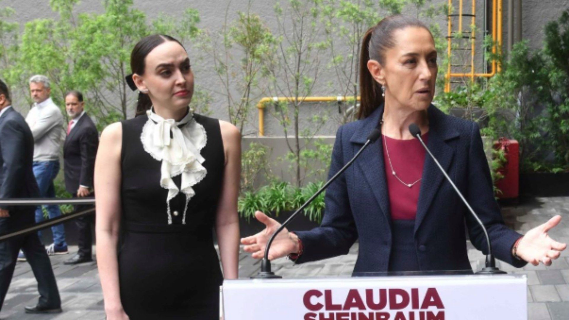 Claudia Sheinbaum, virtual presidenta electa, acompañada de Altagracia Gómez