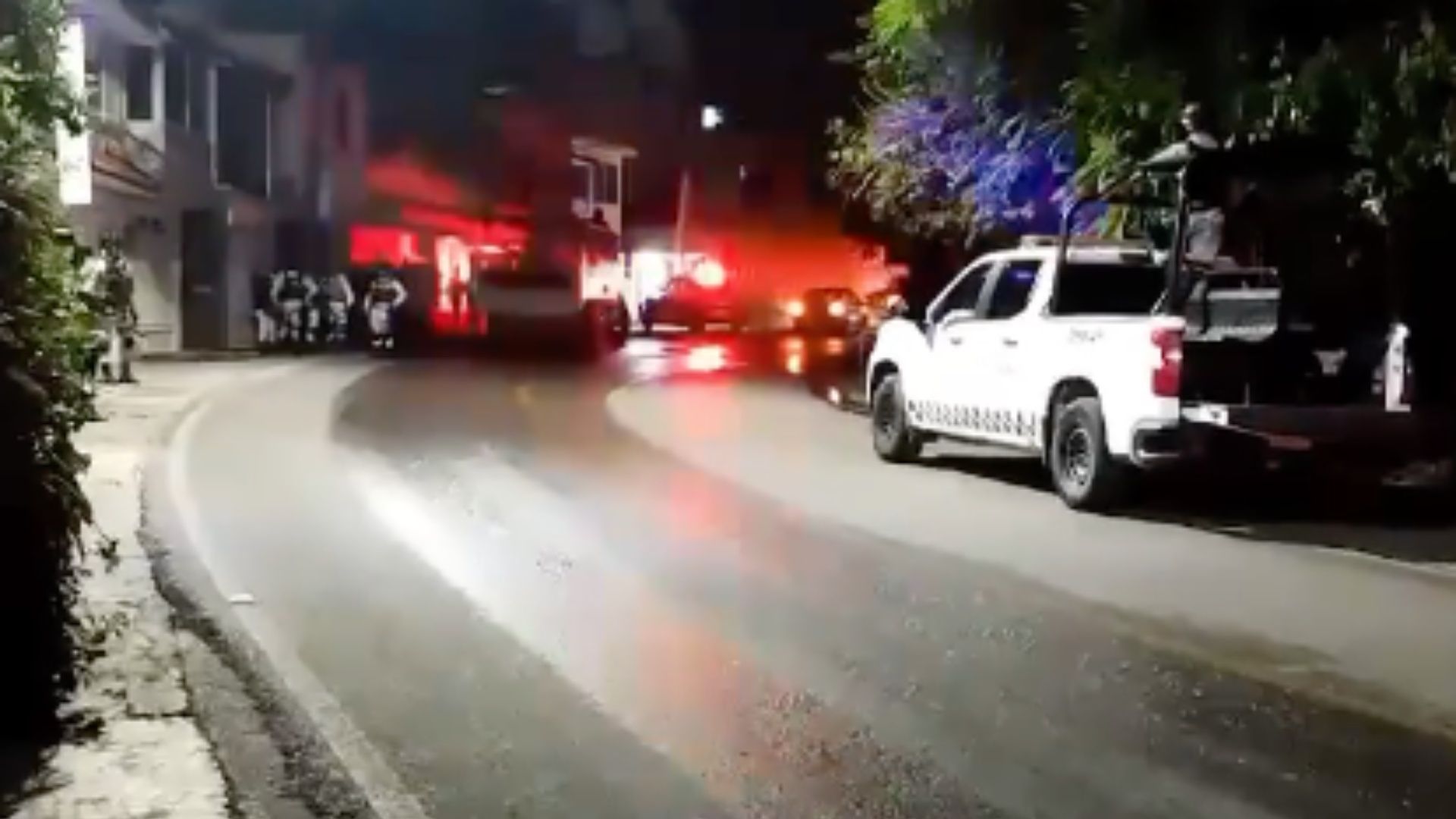 Balean Funeraria Donde Velaban a Policía Asesinado en Cuernavaca