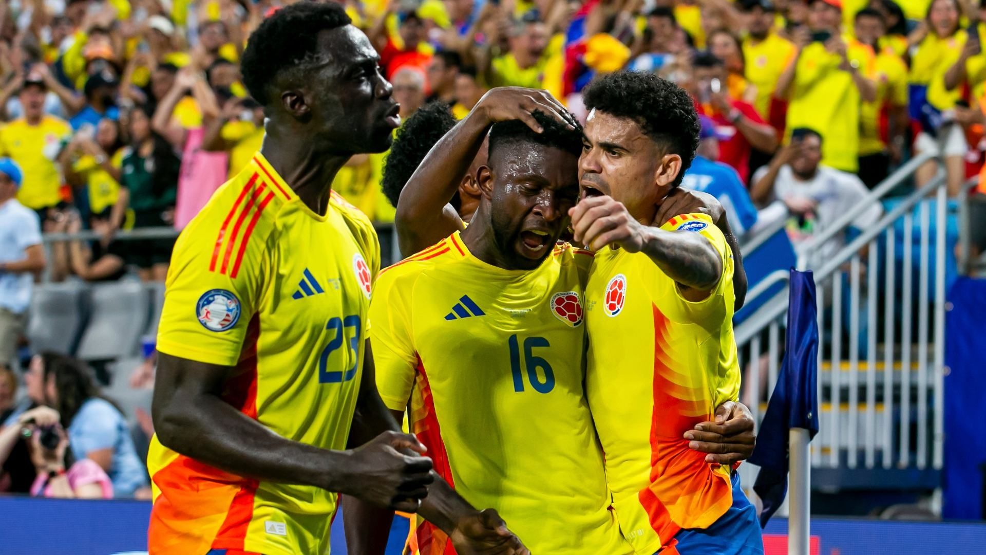 Jefferson Lerma, jugador del Crystal Palace de Inglaterra, le dio el triunfo al cuadro cafetalero. Foto AP