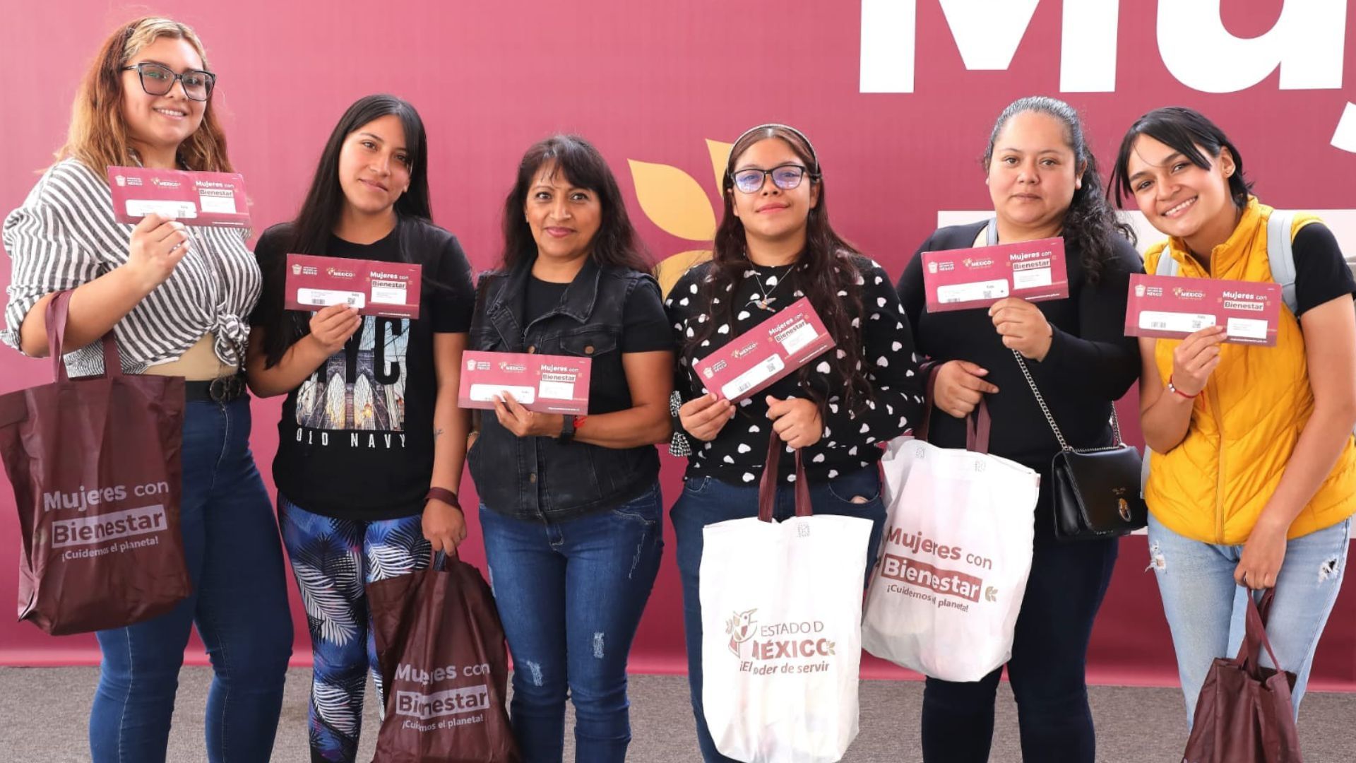 La gobernadora del Estado de México dio a conocer el día en el que comenzarán a caer los depósitos de Mujeres con Bienestar