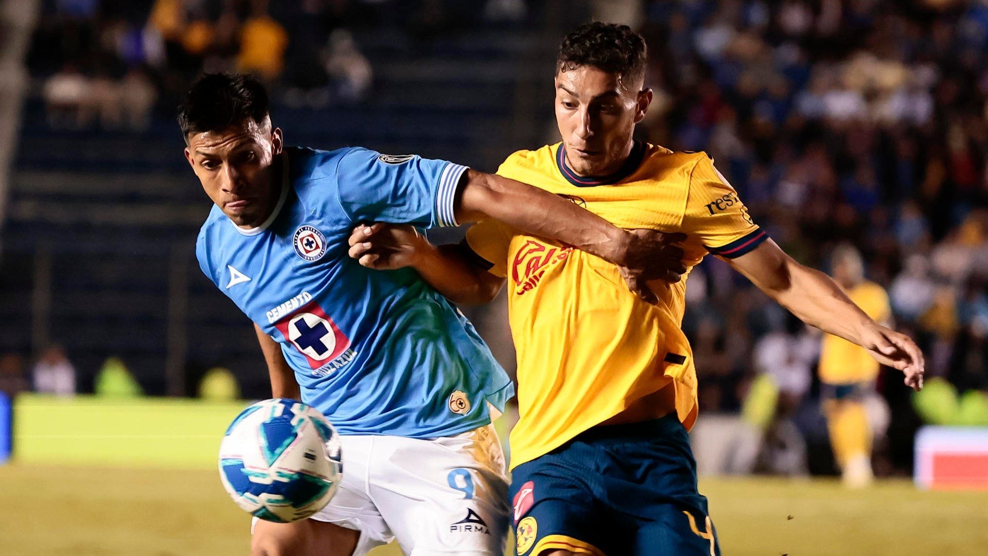 Cruz Azul Se Lleva el Clásico Joven en Casa