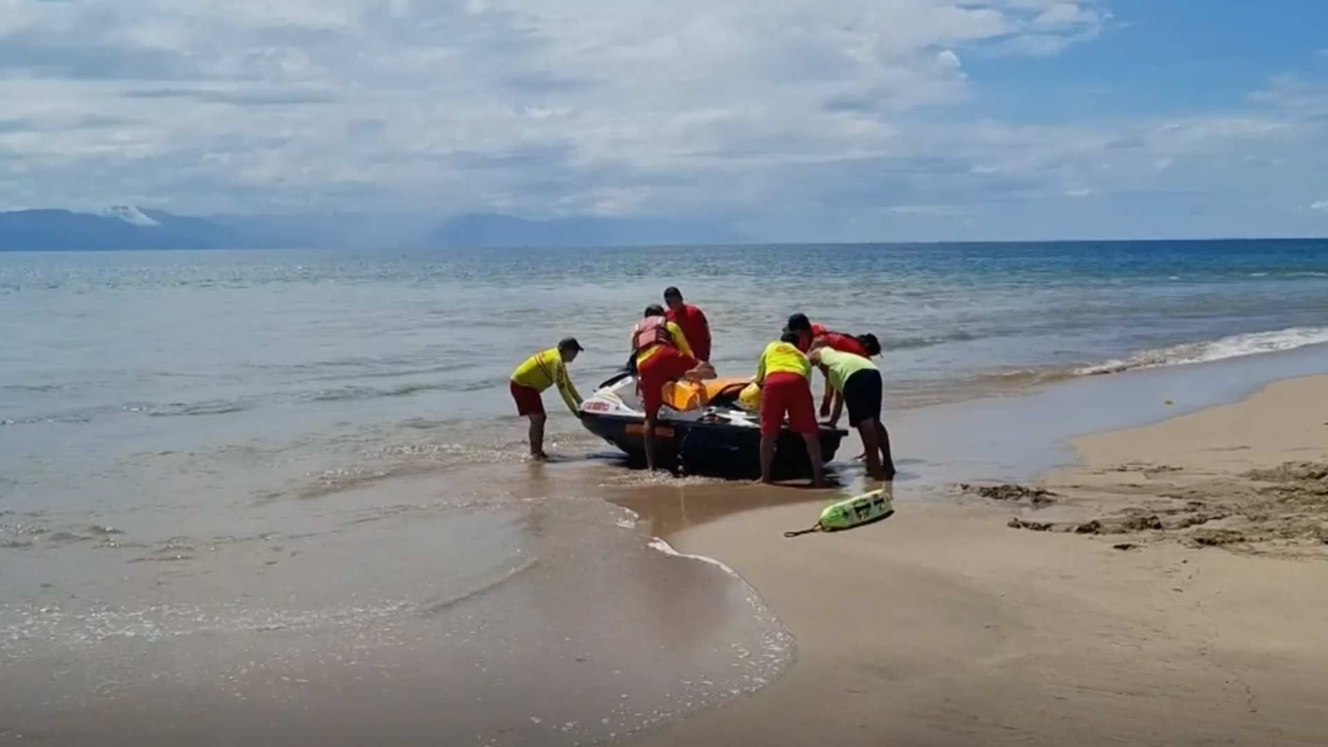  Familiares se despiden de el adolescente desaparecido en Puerto Vallarta