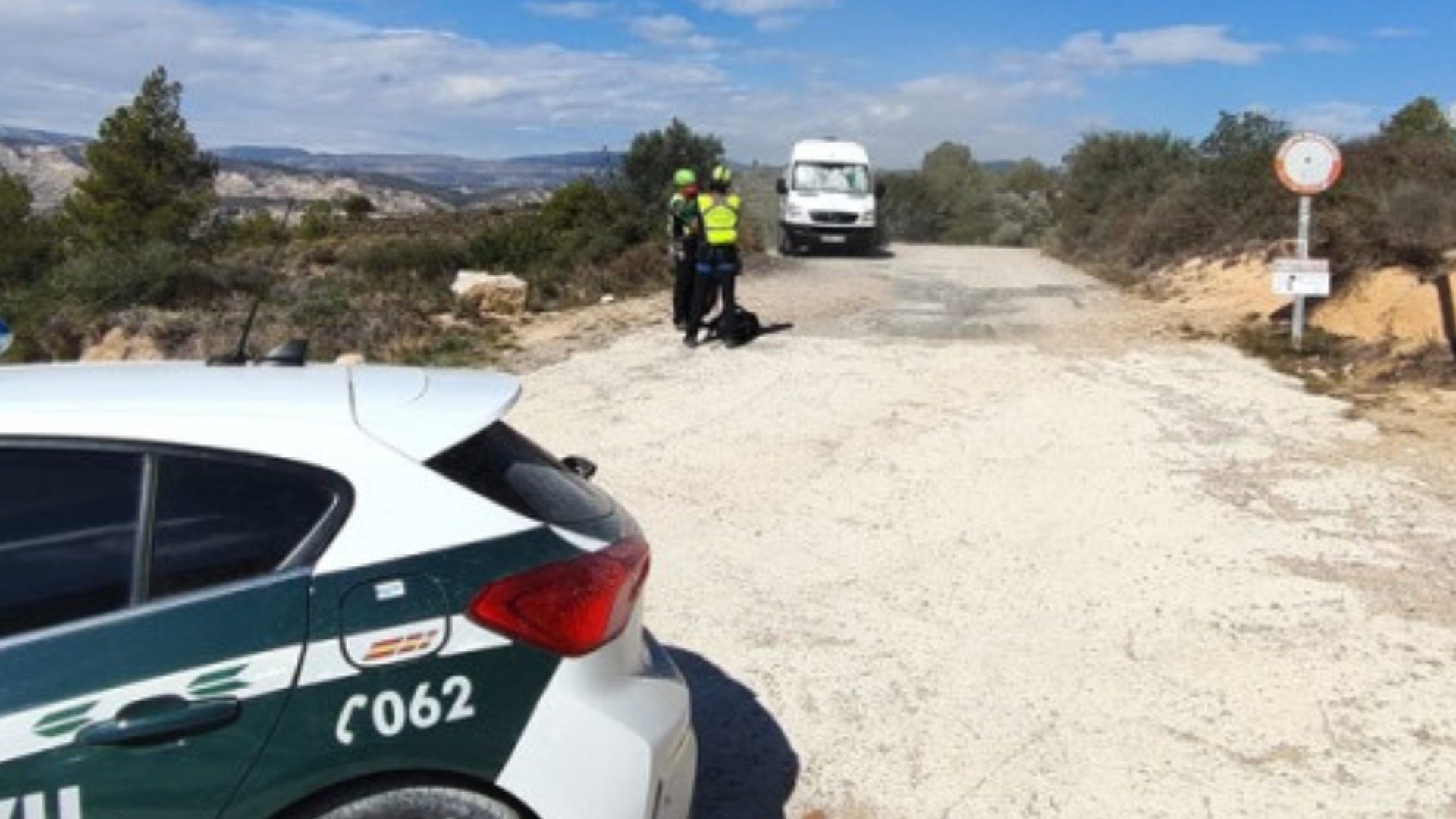 Abuelito Resbala y Muere Durante Excursión a la Montaña