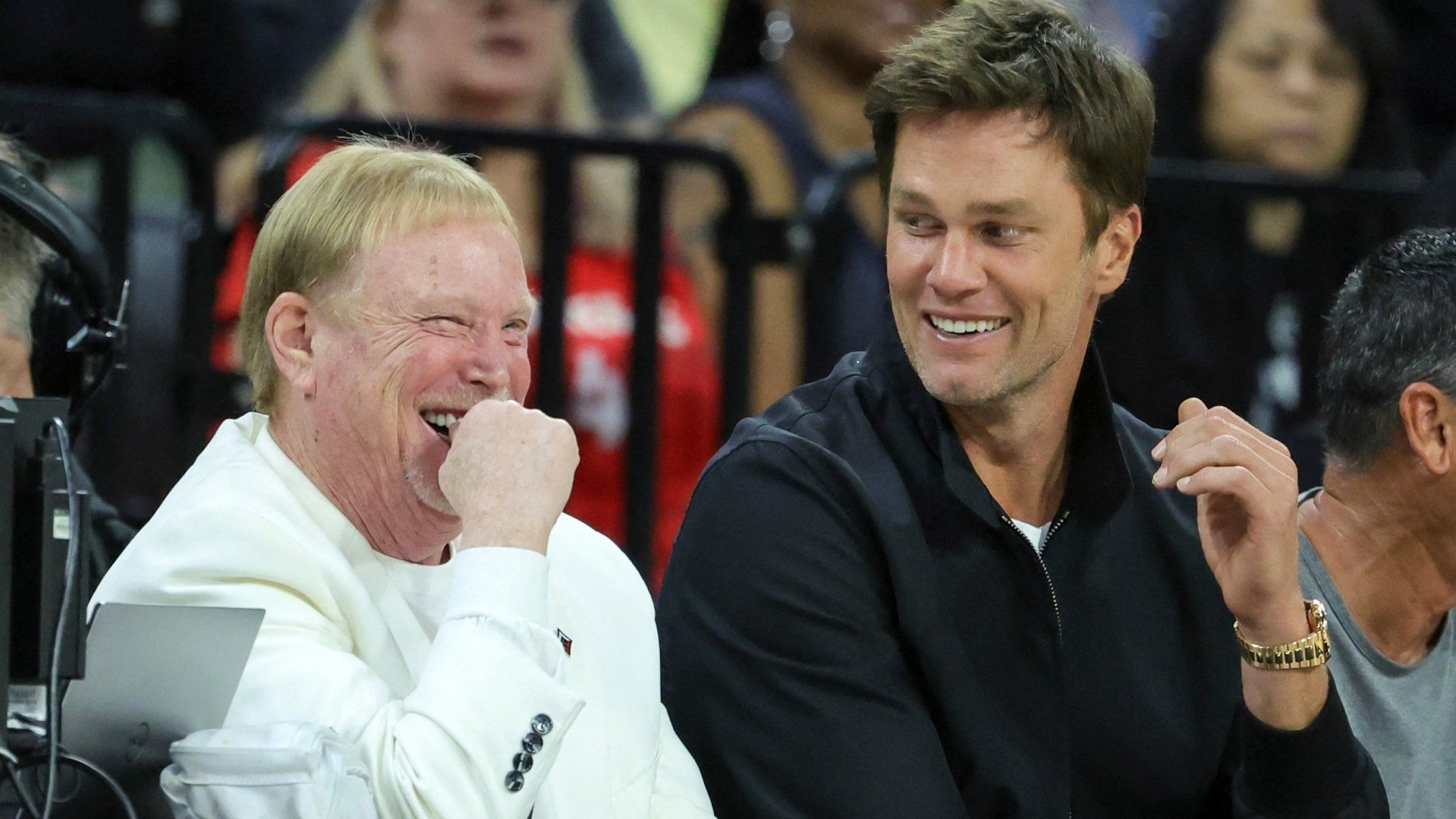 Tom Brady será socio de Mark Davis, dueño mayoritario de los Raiders. Foto AFP