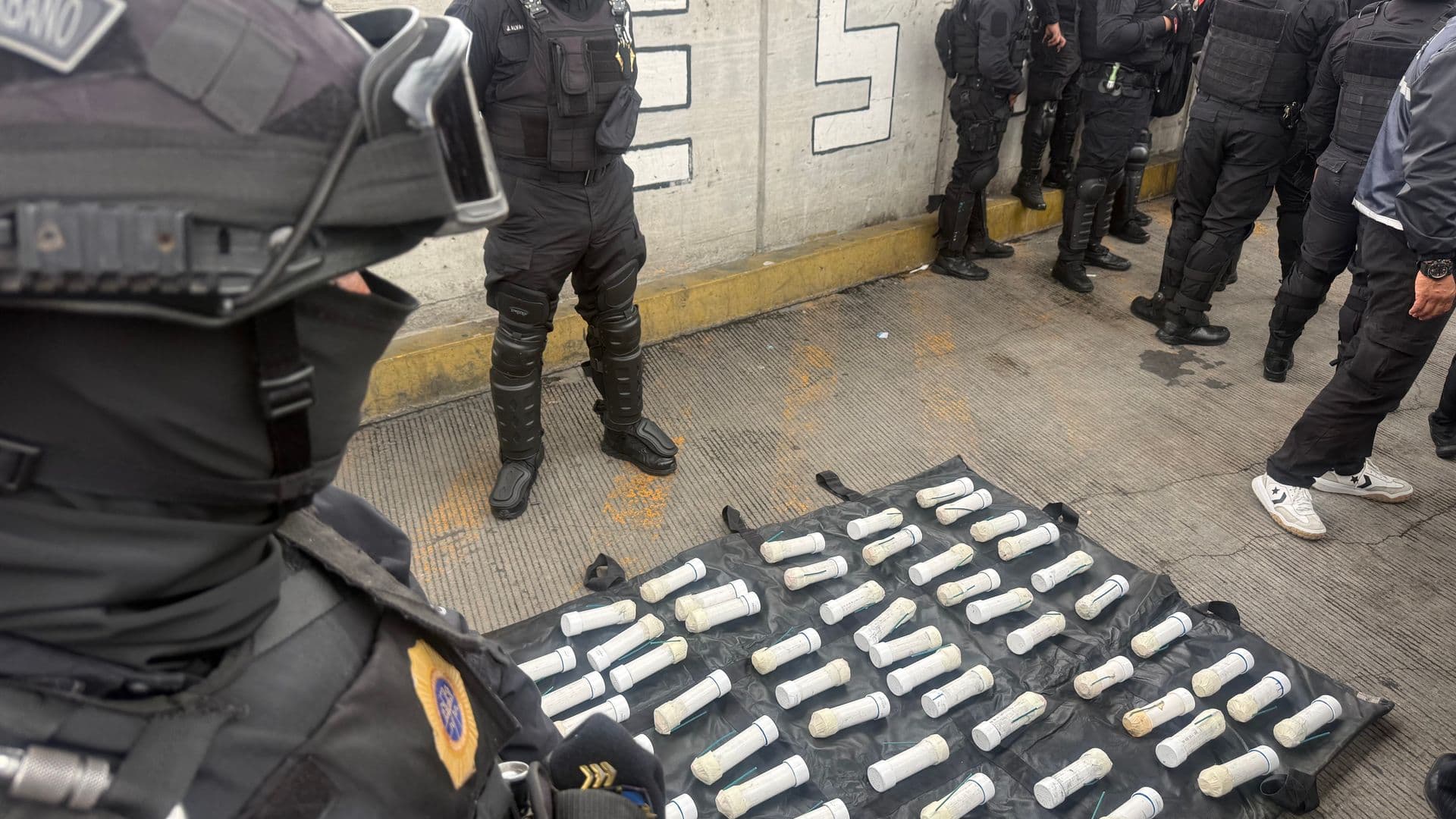¿Qué Pasó en la México-Cuernavaca? Aseguran Artefactos Explosivos en Autobús