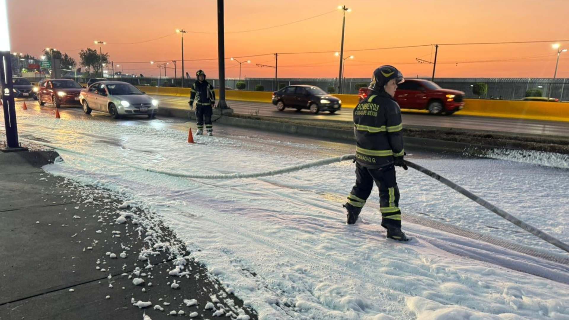 ¿Qué Pasó Hoy Cerca del AICM? Carril Cerrado en Jueves Santo 2026 por Peligroso Accidente