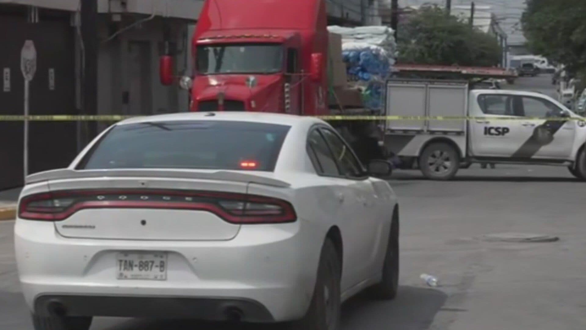 Hombre Pierde la Vida en Vía Pública en Colonia Cantú en Monterrey