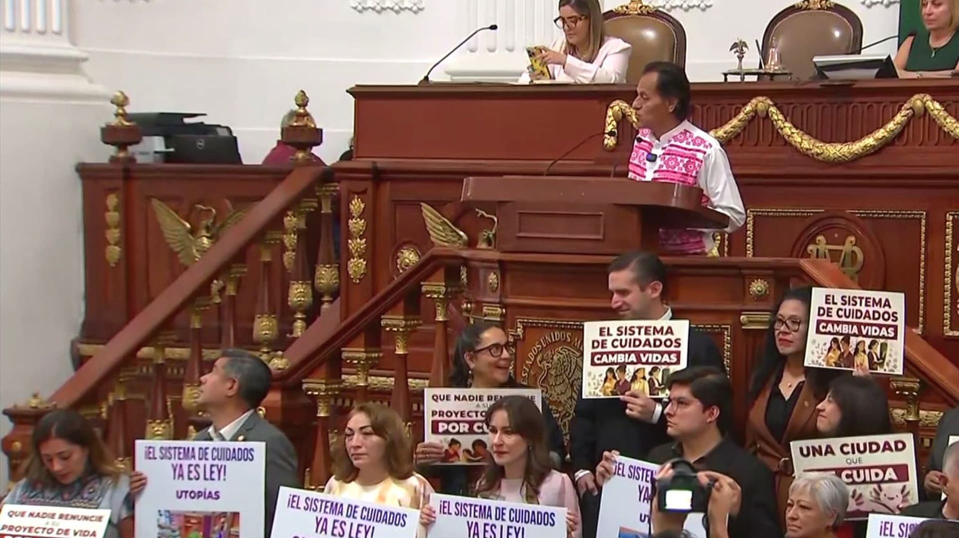 Congreso de CDMX Aprobó Creación de Sistema de Cuidados, ¿Qué Contempla la Ley?