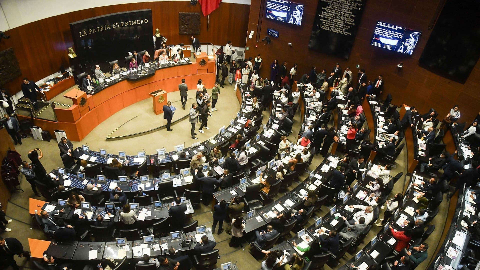 Crónica: Senado Aprobó También Reforma para Aplazar Elección Judicial Hasta 2028