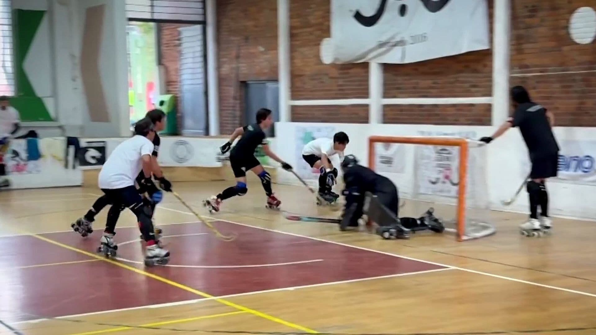 Hermanos Buscan Cumplir su Sueño de Representar a México en Hockey