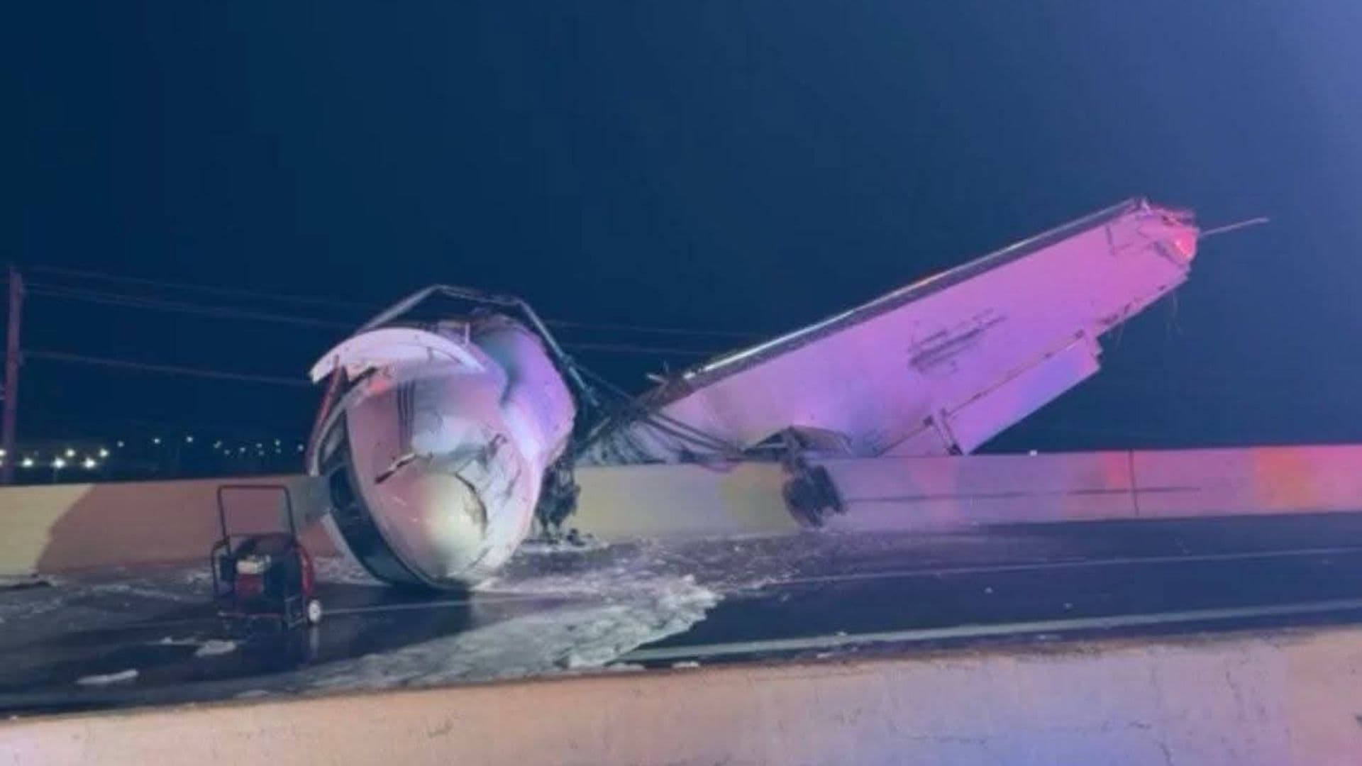 Aeronave con Seis Pasajeros se Desploma en Laredo, Texas; Esto se Sabe de Momento