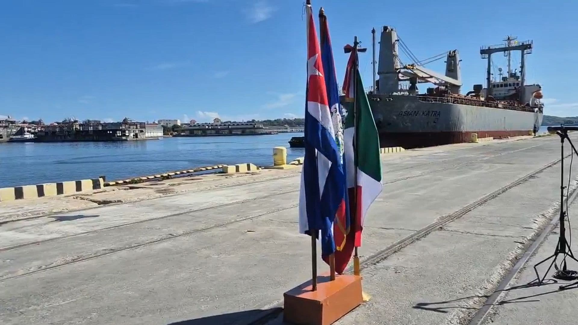 México y Belice Envían Buque con 1,700 Toneladas de Ayuda Alimentaria a Cuba