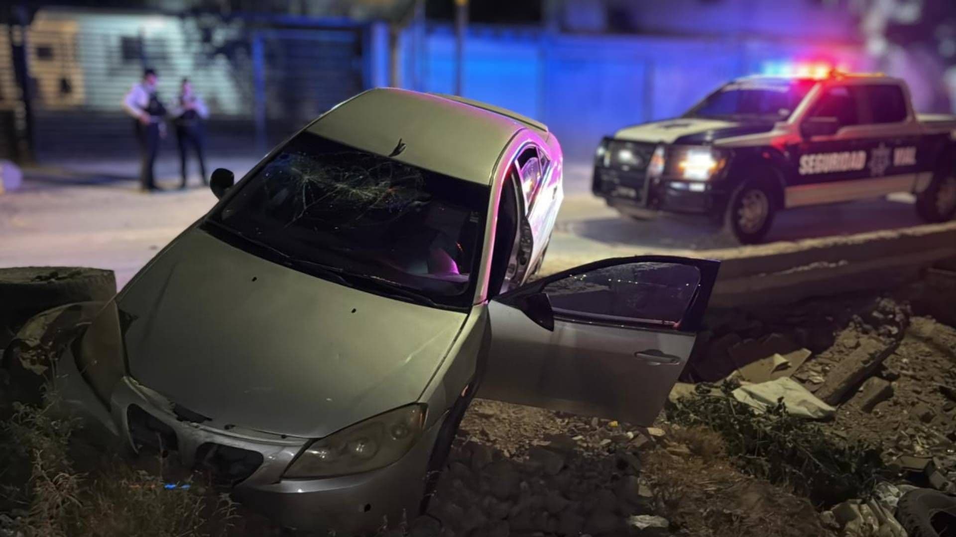Conductor en Aparente Estado de Ebriedad Provoca Accidente y Huye en Ciudad Juárez