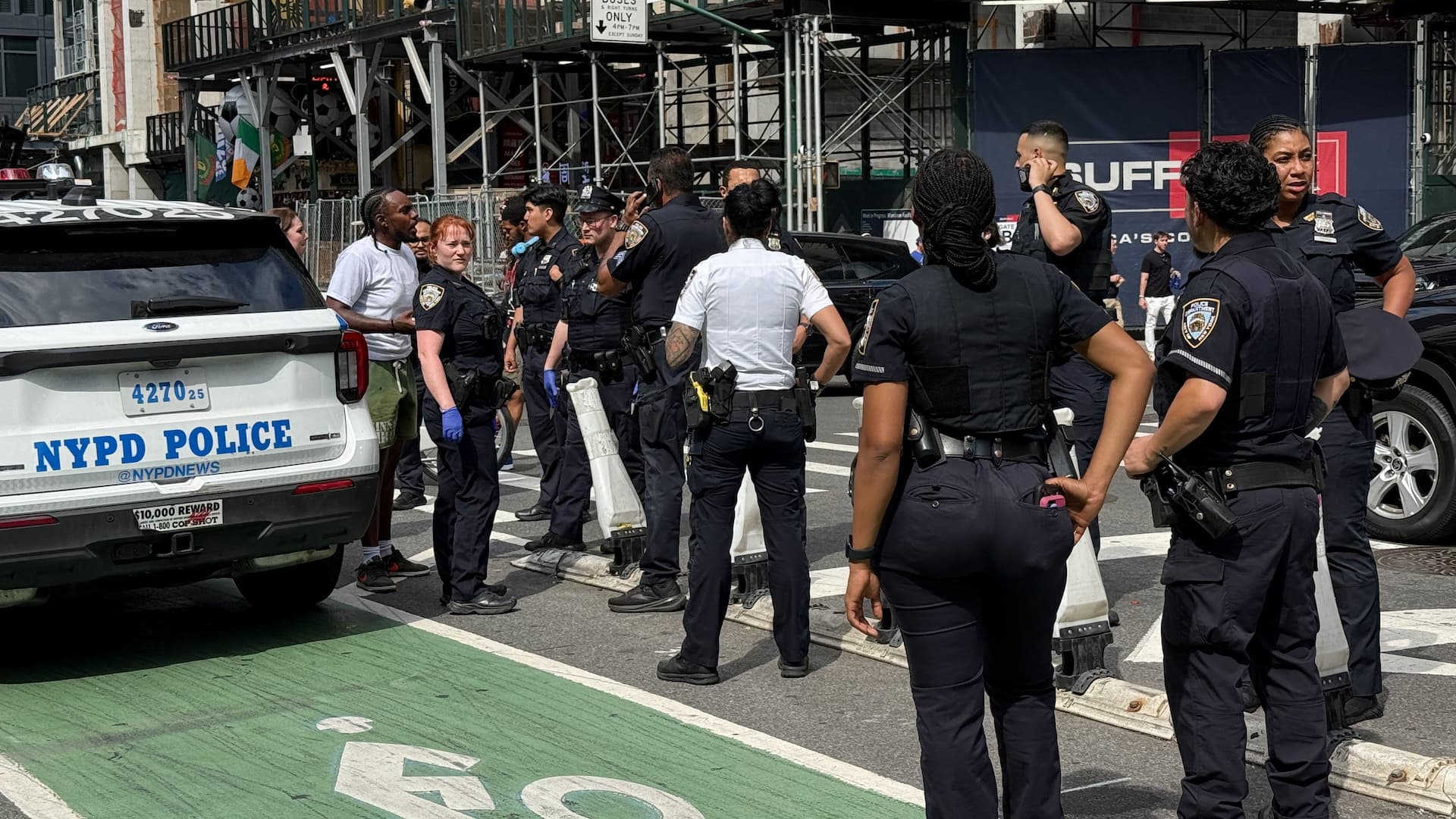 Tiroteo en Times Square Desata Pánico en Nueva York; Hay Un Sospechoso Detenido